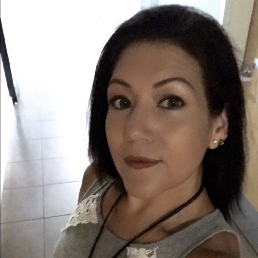 Meet your Posher, Marie